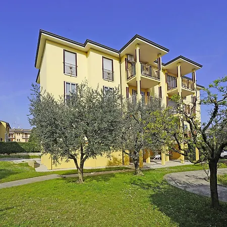 Sunshine By Wonderful Italy * Desenzano del Garda